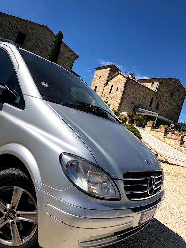 Foto Tours Of Tuscany - Taxi Service, Chianti Wine Tours, Brunello Wine Tours, Montepulciano Wine Tours