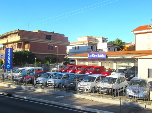 Foto LuXer Auto Srl | Vendita e Noleggio auto e furgoni Castelli Romani | Auto Usate, Aziendali, Km Zero, Importazione