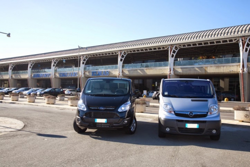 Foto Taxi privato Aeroporto Cagliari - Autoservizi Bratzu