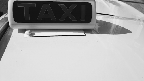 Foto TROVA Taxi navetta trasfer Salento