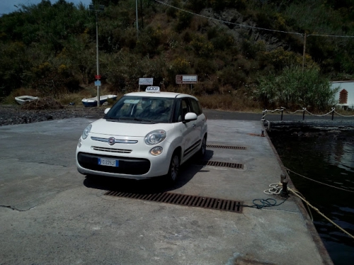 Foto Taxi Vulcano Mr Carmelo Foto Taxi Vulcano Mr Carmelo