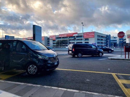 Foto Avis Autonoleggio - Roma Aeroporto Fiumicino