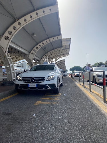 Foto Taxi Calabria Aeroporto Lamezia Terme