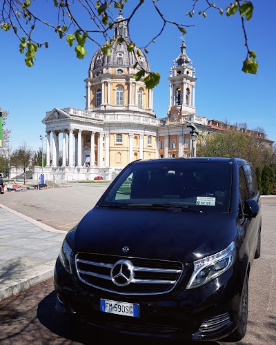 Foto Chic Cars - Noleggio Auto con Conducente a Torino