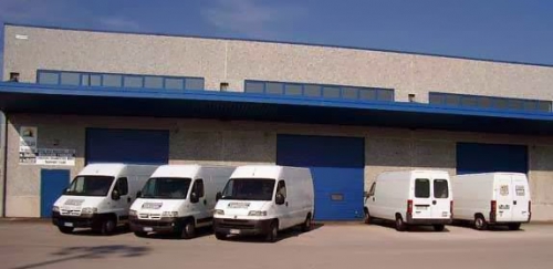 Foto SPAZIOLAMA Noleggio furgoni Logistica Trasporti