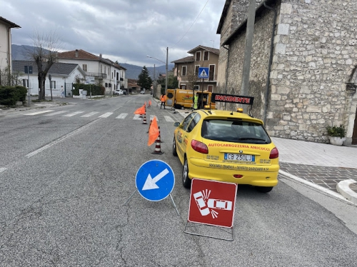 Foto Autocarrozzeria,Gommista,Officina,Soccorso stradale,Noleggio,Deposito giudiziario,Tubi oleodinamici,AMICUCCI TAGLIACOZZO