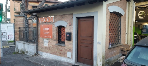 Foto Vroom Roma Castelli