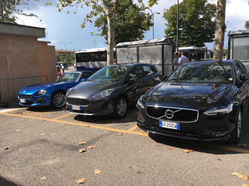 Foto Noleggio Auto e Furgoni Maggiore AmicoBlu - Verona