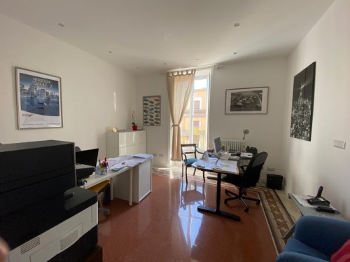 Foto Autonoleggio Rent4U S.r.L
