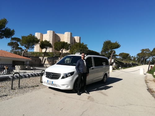 Foto TAXI - Andria (Castel del Monte)