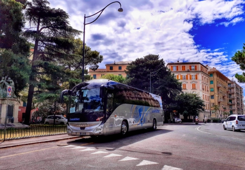 Foto Levantebus Di Gatto Giuseppe Claudio