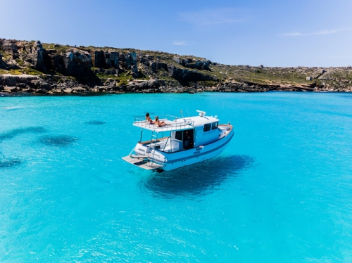 Foto Noleggio Gommoni ed Escursioni Brezza Marina