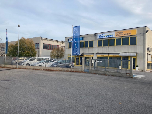 Foto Easy Rent Noleggio Auto e Furgoni Foto Easy Rent Noleggio Auto e Furgoni