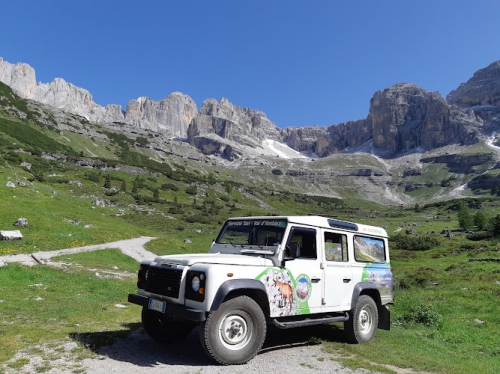 Foto Taxi jeep val D'Ambiez