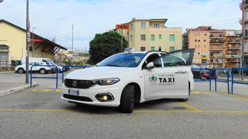 Foto Vito Castagna Taxi Soverato n°8