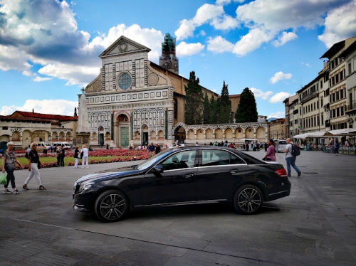 Foto MRC Autoservizi Noleggio Con Conducente