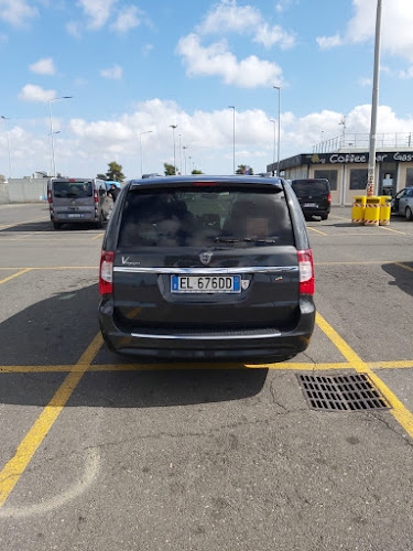 Foto Taxi Service - N.C.C. Di Taiani Massimo