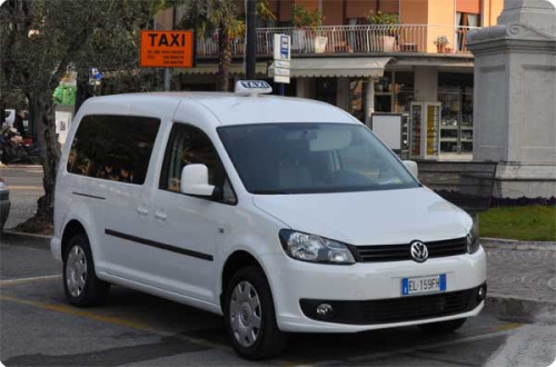 Foto Taxi Autonoleggio Garda