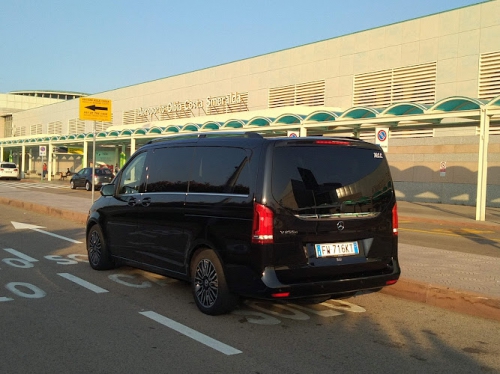 Foto Delocaltours Noleggio con conducente