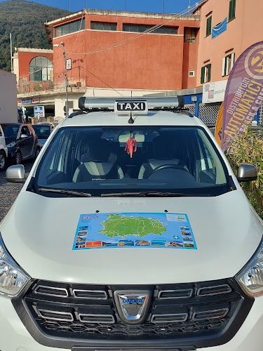 Foto Taxi Ischia - Servizio Taxi Tommy