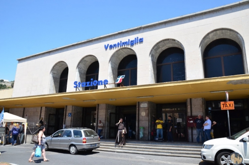 Foto TAXI n. 7 Ventimiglia Foto TAXI n. 7 Ventimiglia