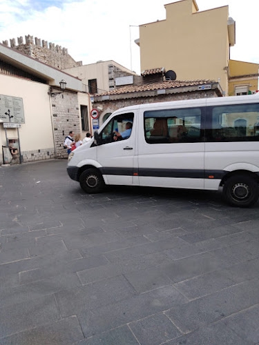 Foto SERVIZIO TAXI TAORMINA