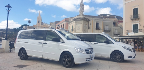 Foto Gianfranco Taxi Lipari Gian.Si . Foto Gianfranco Taxi Lipari Gian.Si .